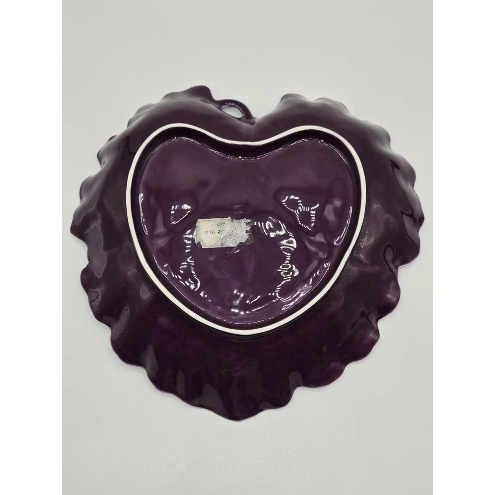 Majolica Cabbage Leaf Serving Bowl Purple Glazed Lobed Dish‎ Bordallo Style